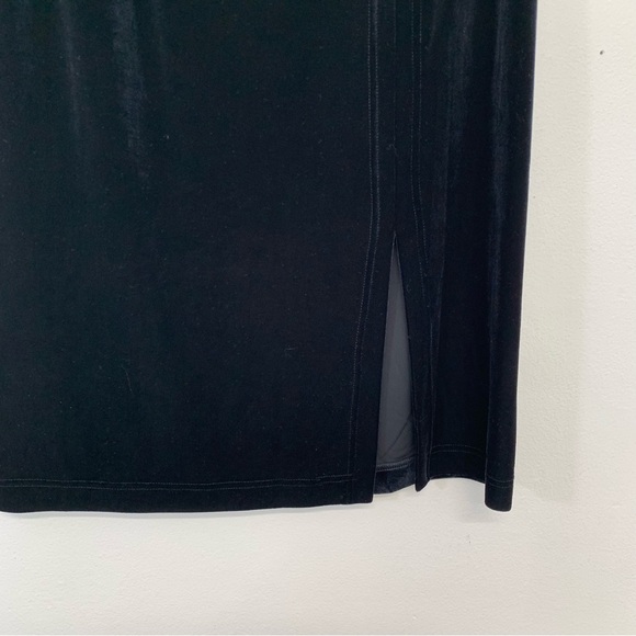 Vtg Rialto Black Velvet Skirt Small Elastic Waist Front Slit Holiday Goth USA - Picture 3 of 9